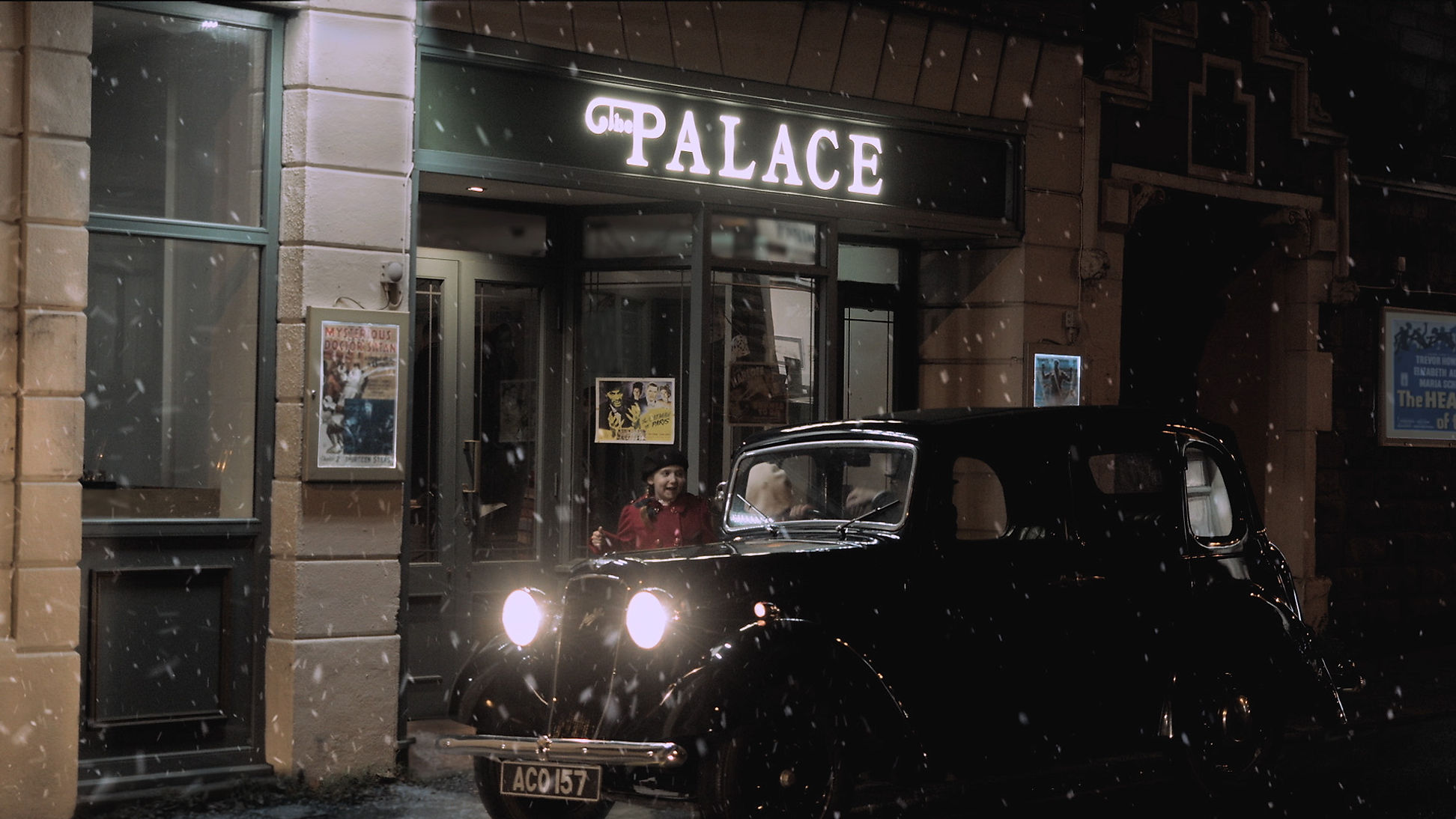 At The Palace  (Palace Cinema Christmas Ad)
